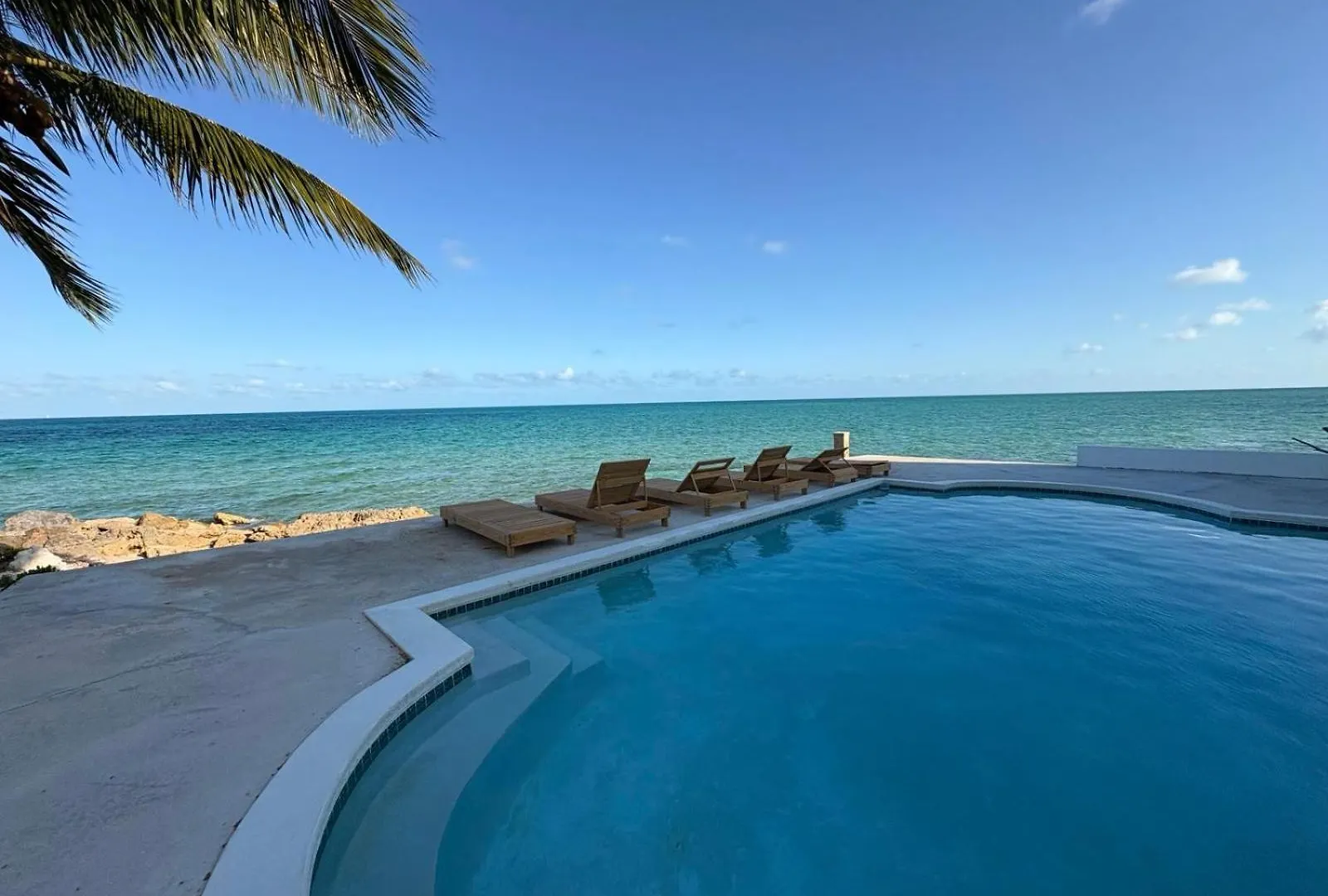 Ocean Breeze Studios Nassau